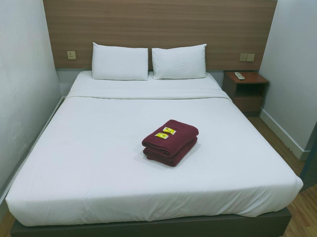 Esm Hotel ตานาห์ราตา ภายนอก รูปภาพ